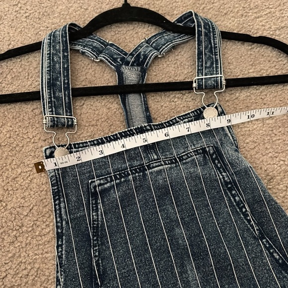 Z Supply Stripped Overall shorts size XS - Picture 4 of 6
